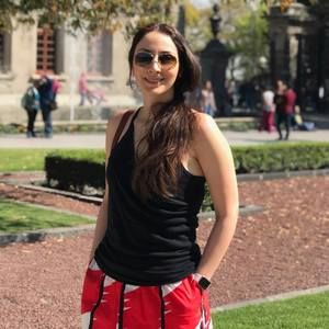 Meet your Posher, Sahar